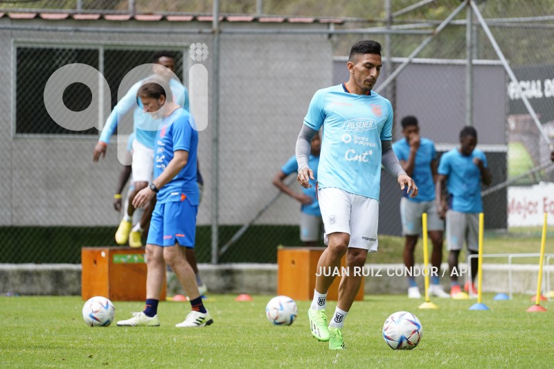 FBL-ENTRENAMIENTO-LATRI