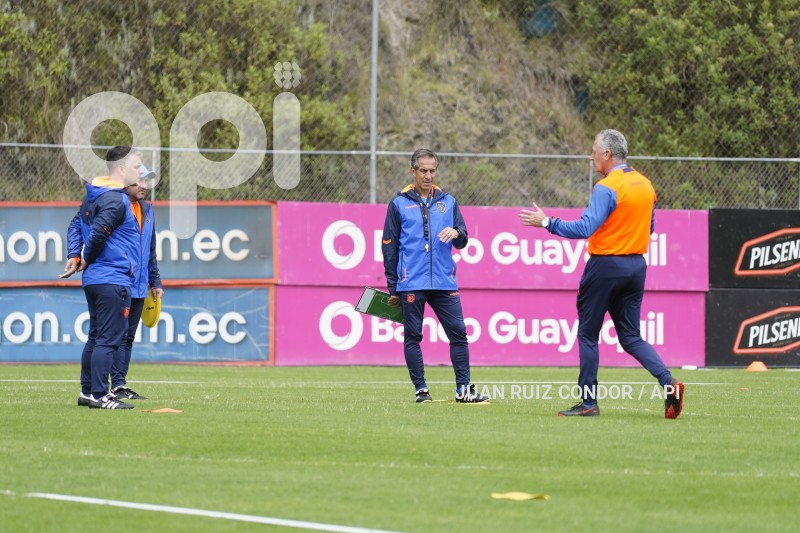 FBL-ENTRENAMIENTO-LATRI