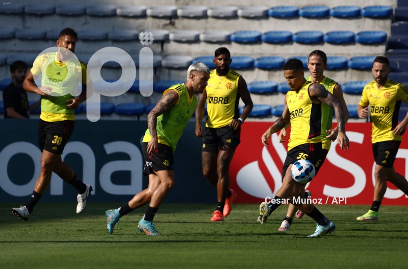 GYE-ENTRENAMIENTO FLAMENGO