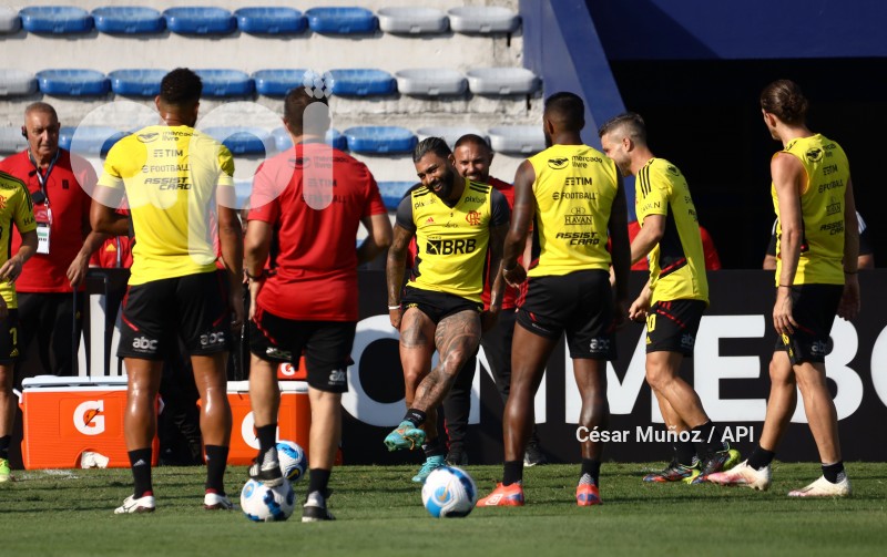 GYE-ENTRENAMIENTO FLAMENGO