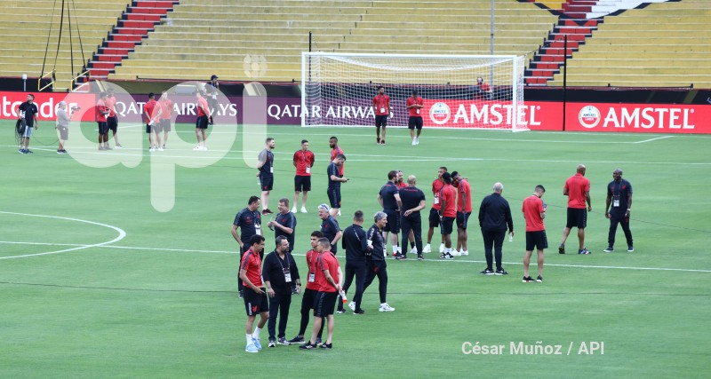 GYE-PARANAENSE RECORRE CANCHA