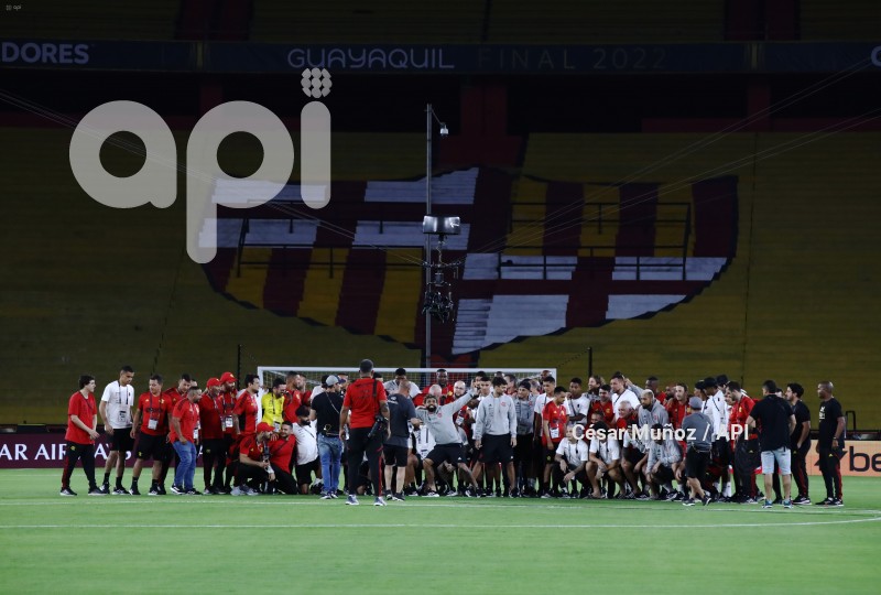 GYE-FLAMENGO RECORRE CANCHA