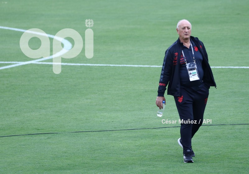 GYE-PARANAENSE RECORRE CANCHA