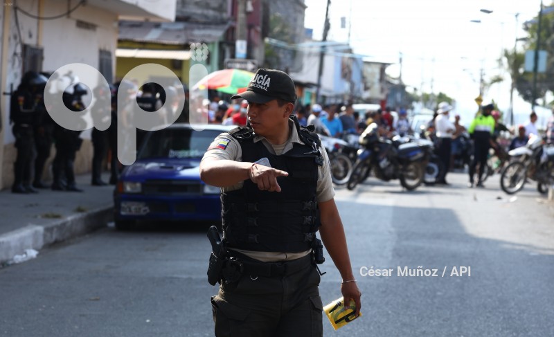 GYE-POLICIAS ASESINADOS