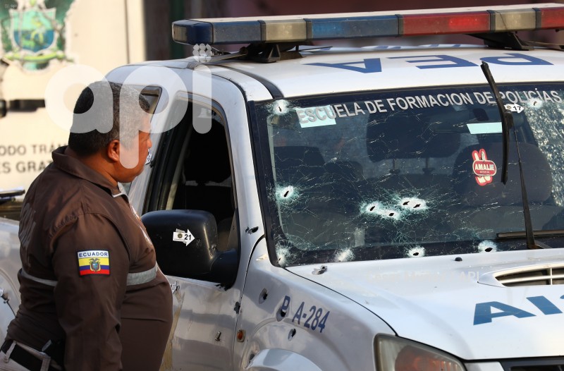GYE-POLICIAS ASESINADOS