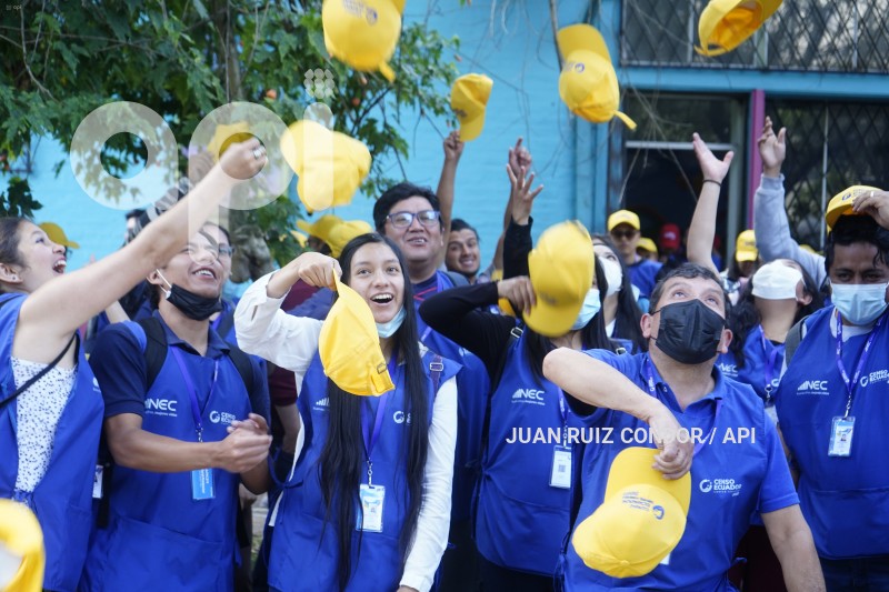 UIO-CENSO-ECUADOR-INICIO