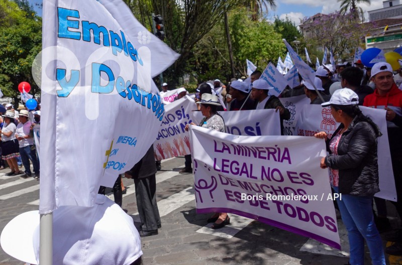 CUENCA-MARCHA MINERIA LEGAL