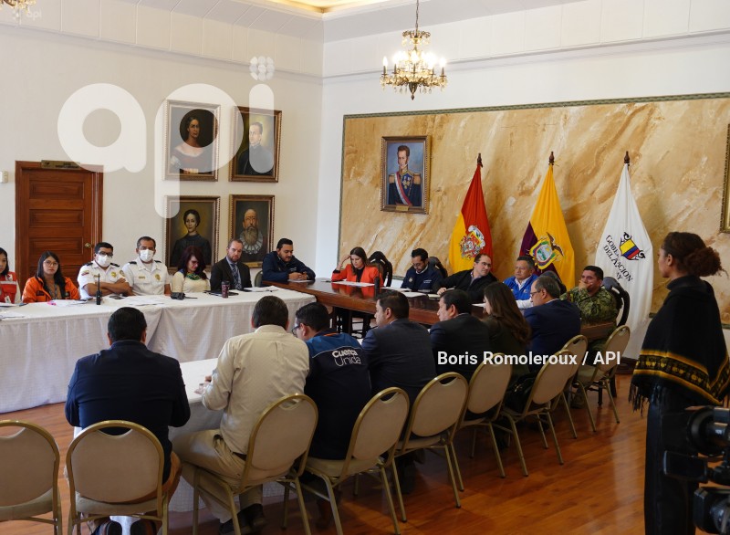 CUE-INFORME-GOBERNADOR-FERIADO
