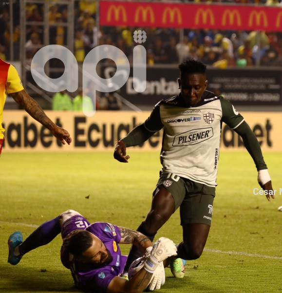 FBL-LIGAPRO-AUCAS-BARCELONA-FINAL