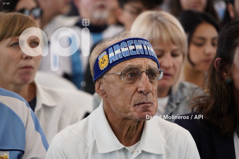 HINCHAS-ARGENTINA-SEMIFINAL