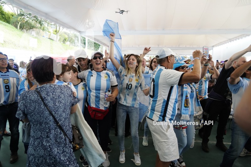 HINCHAS-ARGENTINA-SEMIFINAL
