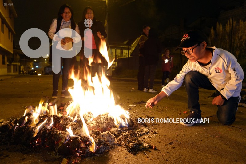 CUENCA-QUEMA MONIGOTES AÑO 2022