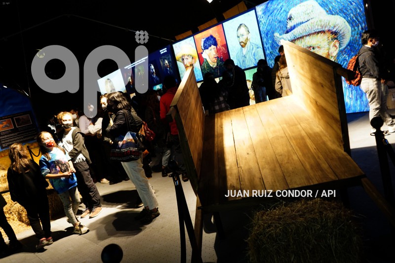 UIO-EXPO-VANGOGH
