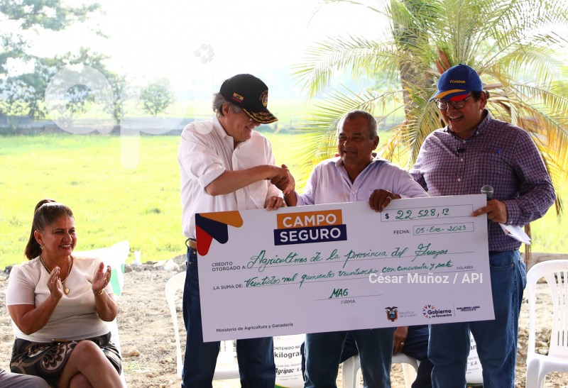 GYE-ENTREGA MAQUINARIA