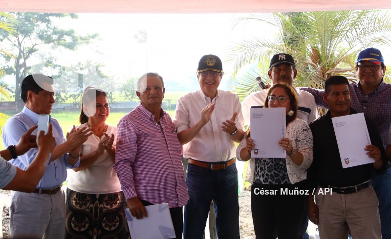 GYE-ENTREGA MAQUINARIA
