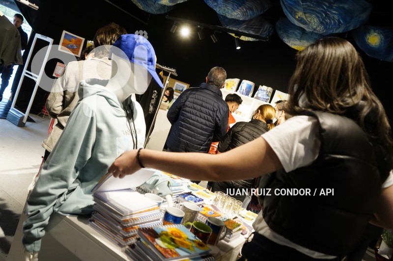UIO-EXPO-VANGOGH