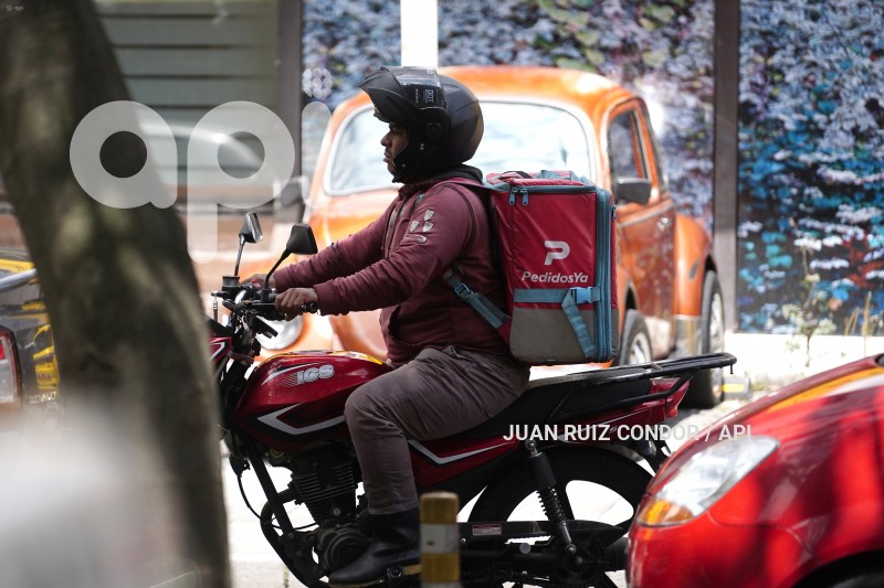 UIO-VENTAS-AMBULANTES