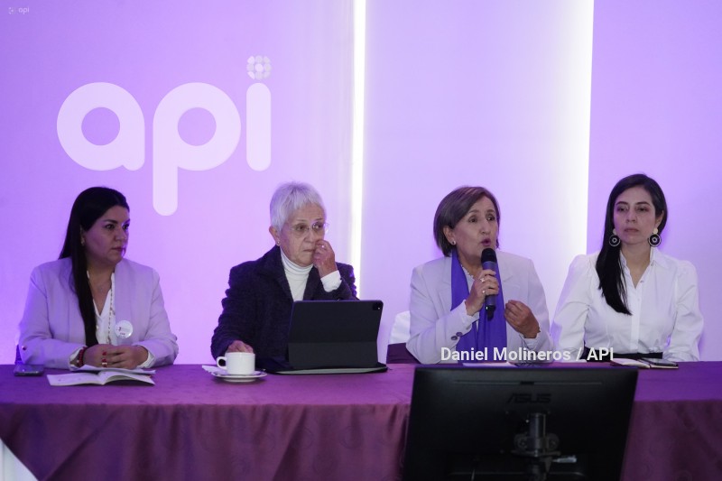 VIOLETA-SI-VIOLENCIA-NO