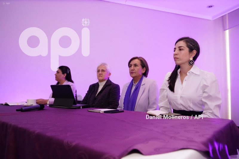 VIOLETA-SI-VIOLENCIA-NO