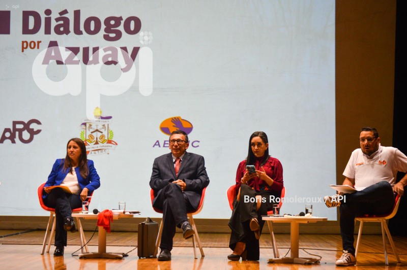 CUENCA-DIALOGO POR AZUAY CANDIDATOS PREFECTO