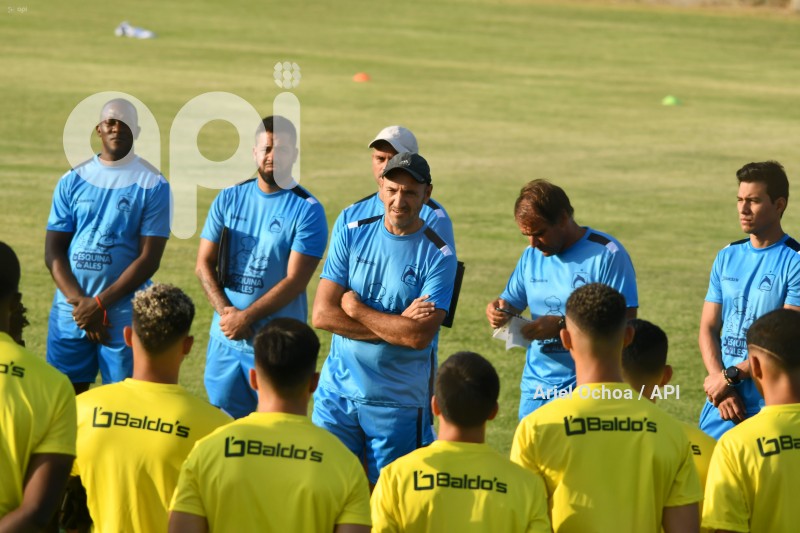 FBL-LIGAPRO-DELFIN-PRETEMPORADA