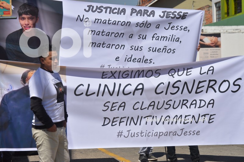 CUENCA-PLANTON-CASO JESSE SARI