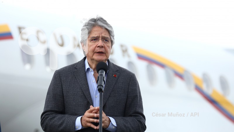 GYE-VIAJE GUILLERMO LASSO