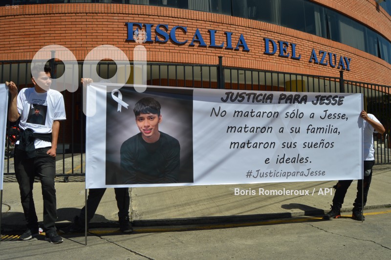 CUENCA-PLANTON-CASO JESSE SARI