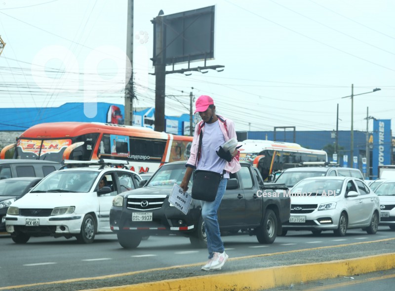 GYE-VENDEDORES AMBULANTES