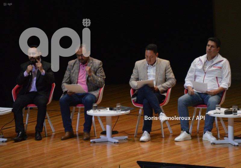 CUENCA-DIALOGO POR AZUAY CANDIDATOS ALCALDES