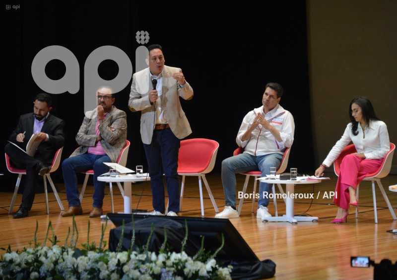 CUENCA-DIALOGO POR AZUAY CANDIDATOS ALCALDES