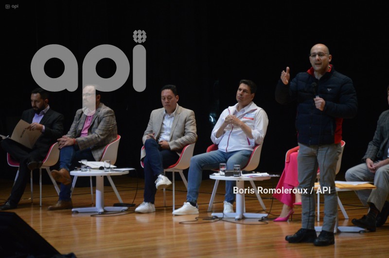 CUENCA-DIALOGO POR AZUAY CANDIDATOS ALCALDES