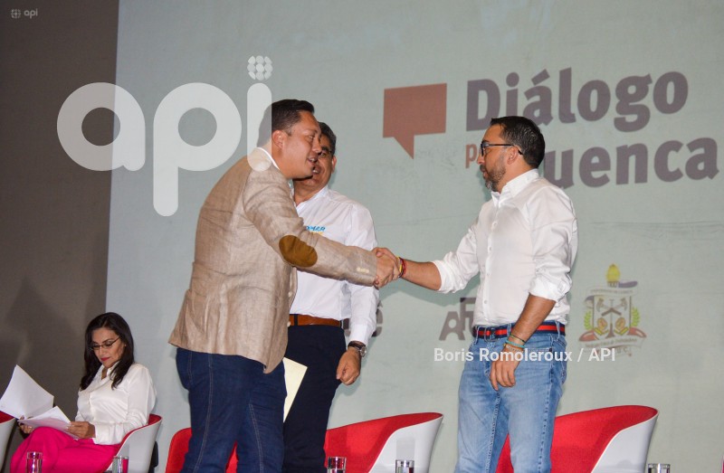 CUENCA-DIALOGO POR AZUAY CANDIDATOS ALCALDES