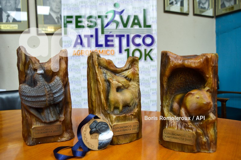 CUENCA-LANZAMIENTO CARRERA ATLETICA PAUTE