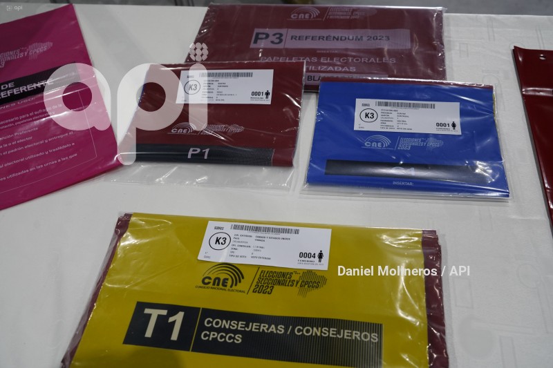 PAPELETAS-MONGART
