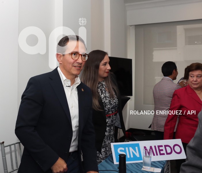 POL-PEDRO-FREILE