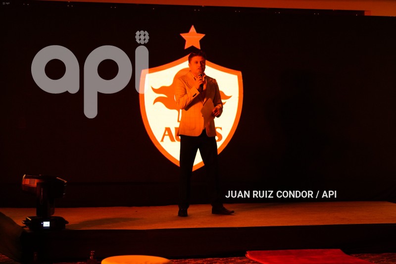 UIO-PRESENTACION-CAMISETA-AUCAS
