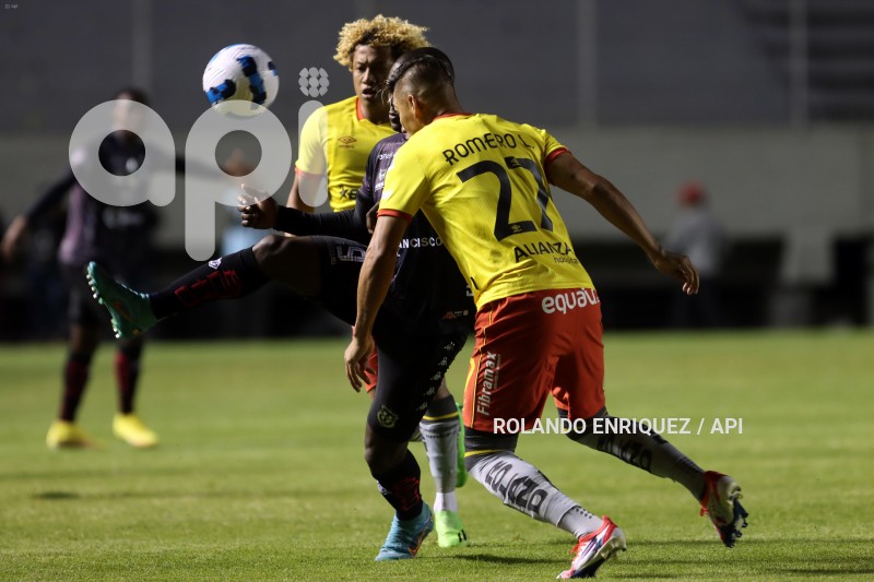 FBL-NOCHE-CAMPEON-AUCAS