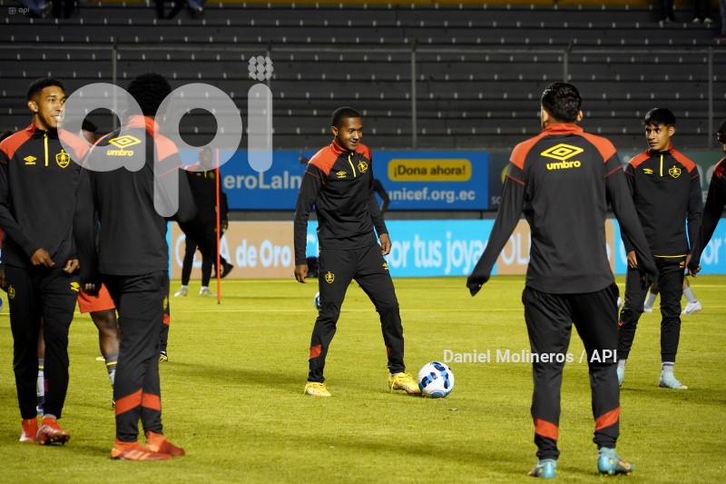 FBL-NOCHE-CAMPEON-AUCAS