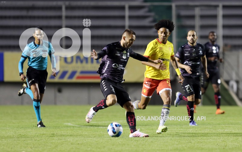FBL-NOCHE-CAMPEON-AUCAS