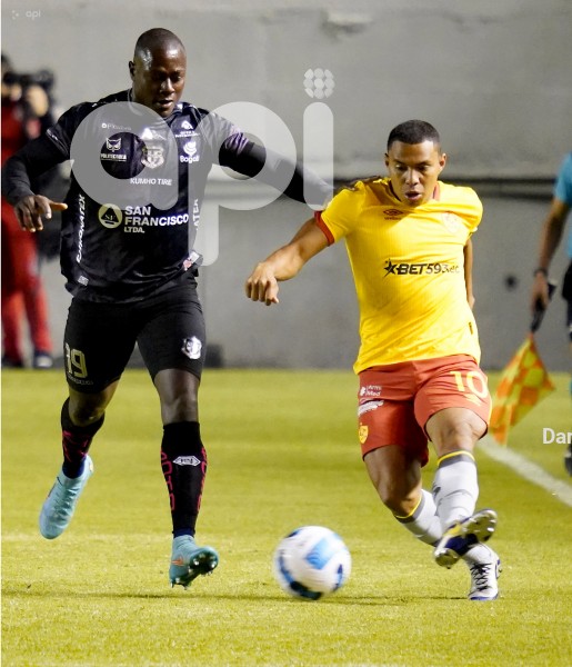 FBL-NOCHE-CAMPEON-AUCAS
