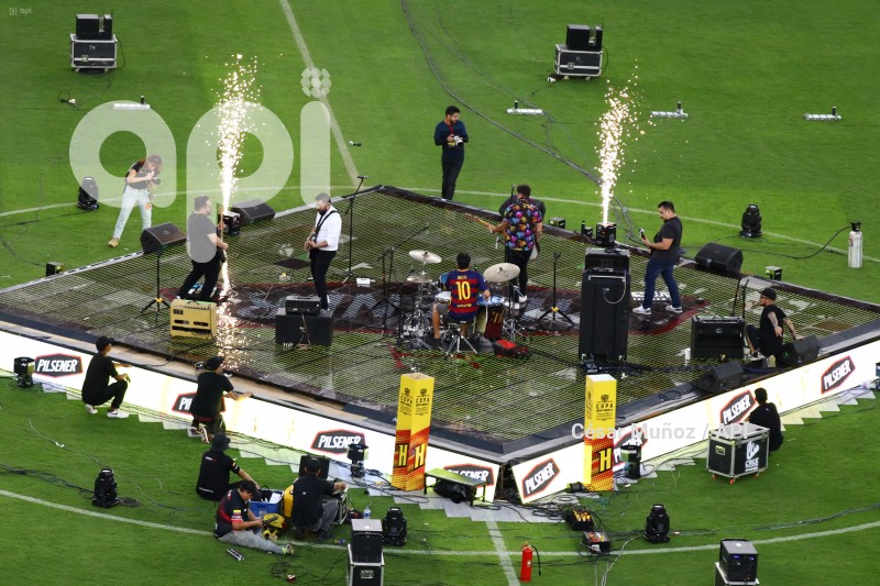 FBL-NOCHE AMARILLA