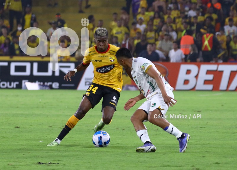 FBL-NOCHE AMARILLA