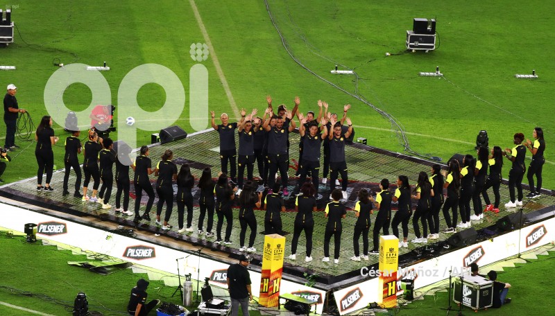 FBL-NOCHE AMARILLA