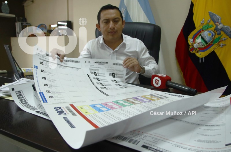 GYE-USO DE PAPELETAS ELECCIONES