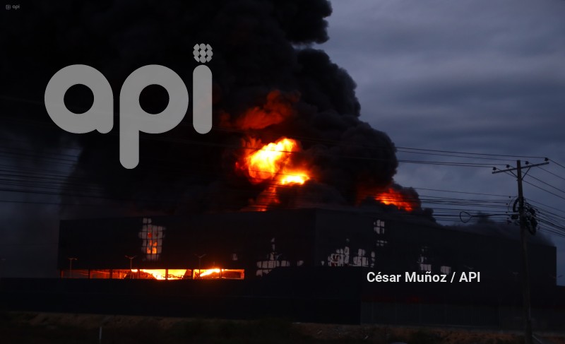 GYE-INCENDIO DURAN