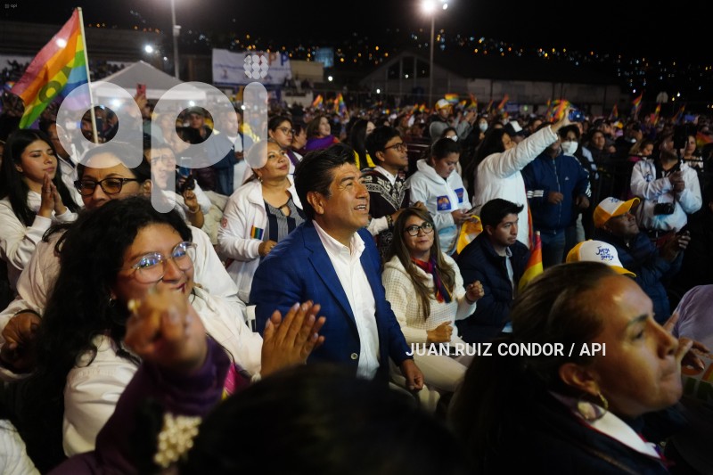 UIO-CIERRE-CAMPAÑA-YUNDA