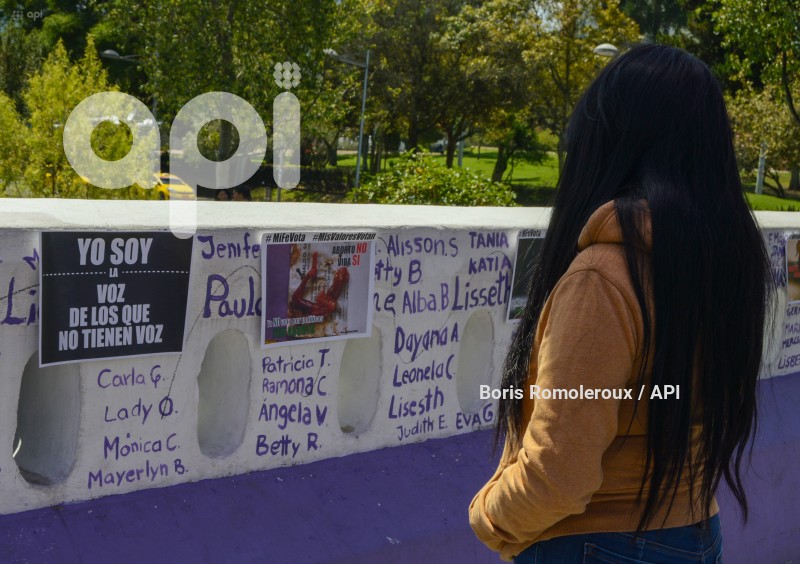 CUENCA-FIRMA COMPROMISO NO AL ABORTO