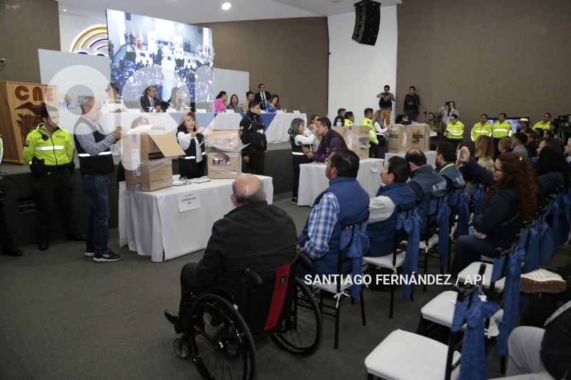UIO-INAGURACION-VOTACIONES-CNE
