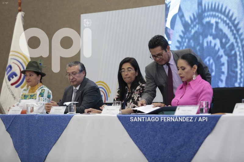 UIO-INAGURACION-VOTACIONES-CNE